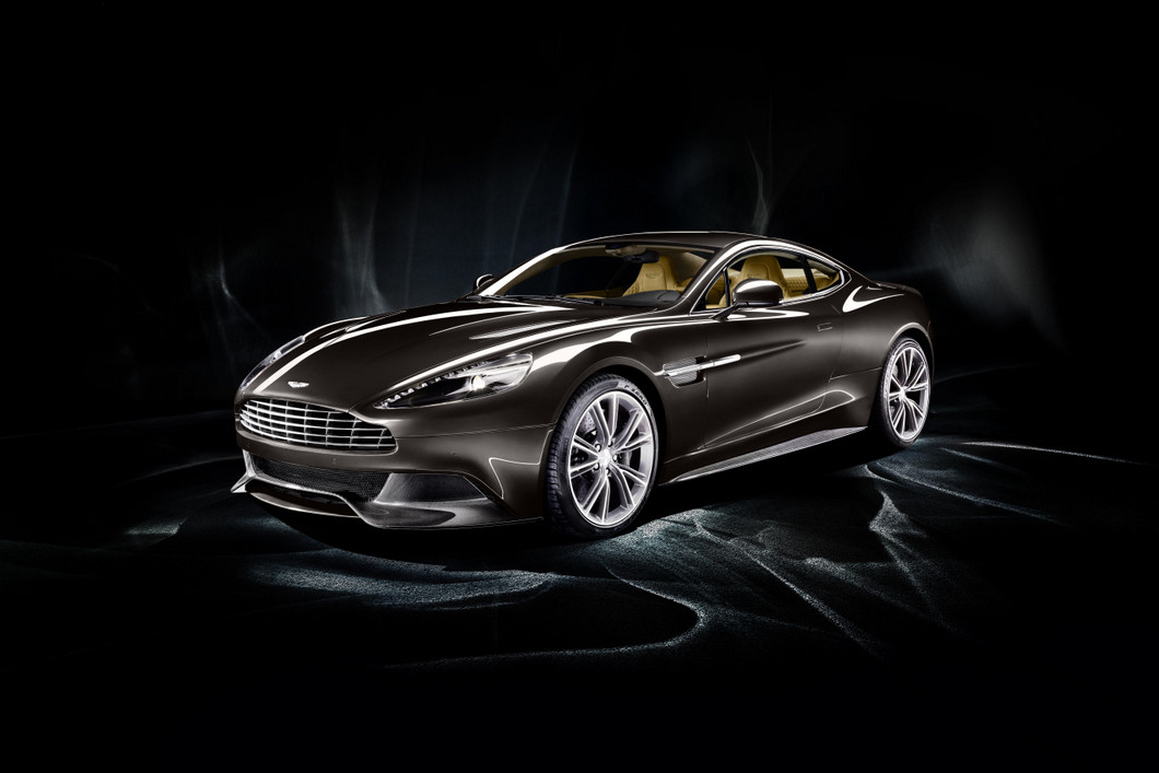 2013 Aston Martin Vanquish Front