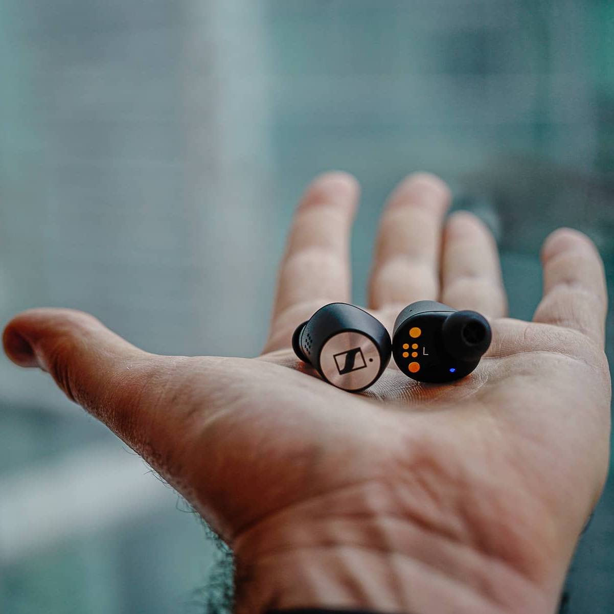 Sennheiser Momentum True Wireless 2 Earbuds Size