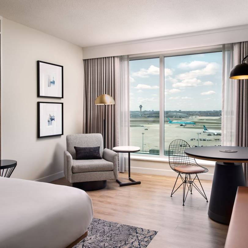 Sheraton Gateway Hotel Toronto Airport at Pearson Toronto Airport